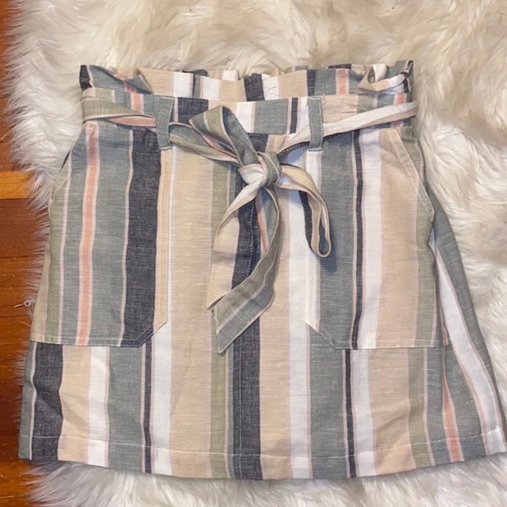 Striped skirt (paper bag)
